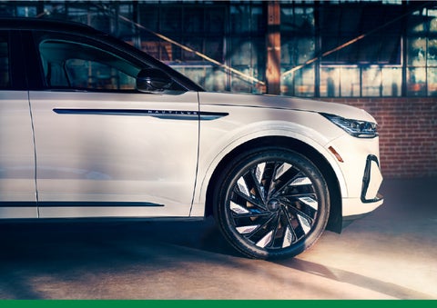 The wheels of the available Jet Appearance Package are highlighted. | Varsity Lincoln in Novi MI