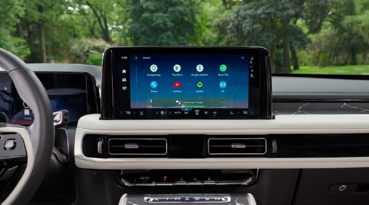 The center touchscreen inside a 2027 Lincoln Aviator® Black Label™ SUV | Varsity Lincoln in Novi MI