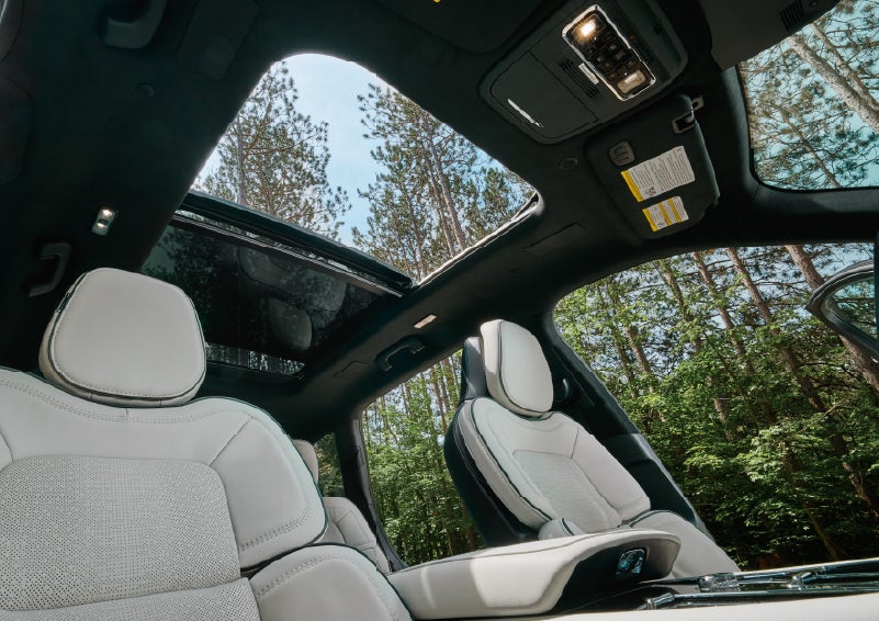 The front seats of a 2027 Lincoln Aviator® Black Label™ SUV | Varsity Lincoln in Novi MI