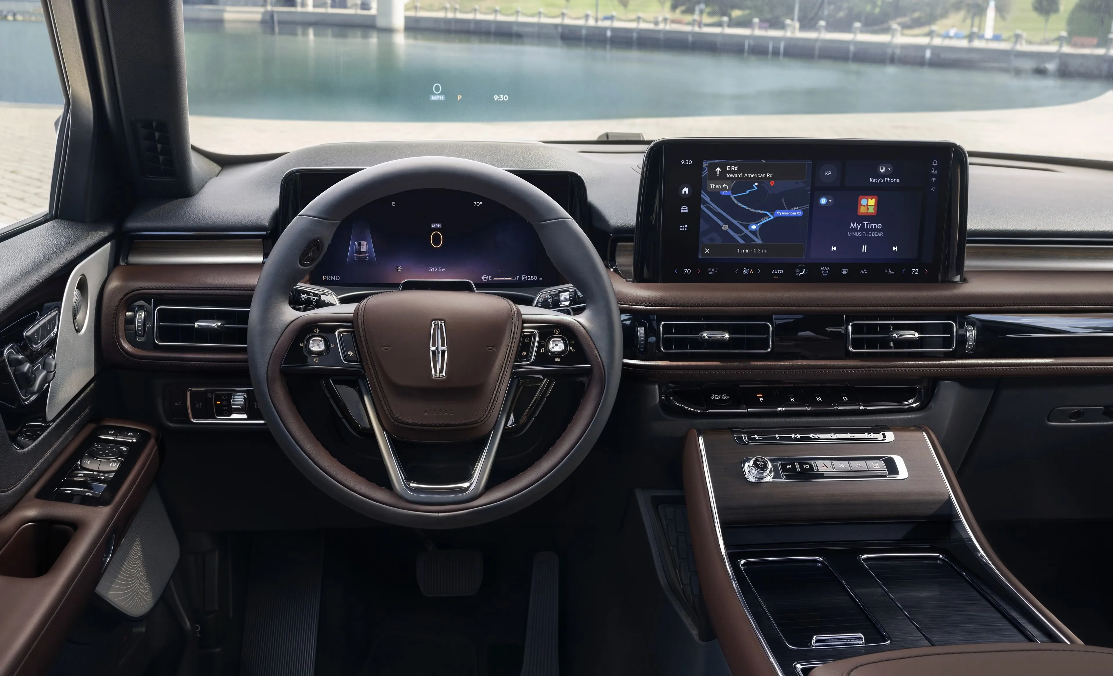 2026 Lincoln Aviator Technology.