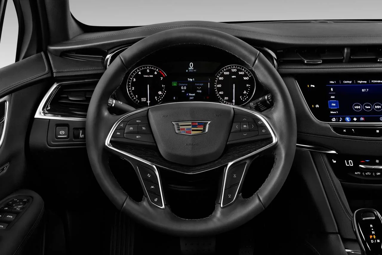 2026 Cadillac XT5 Safety Technology