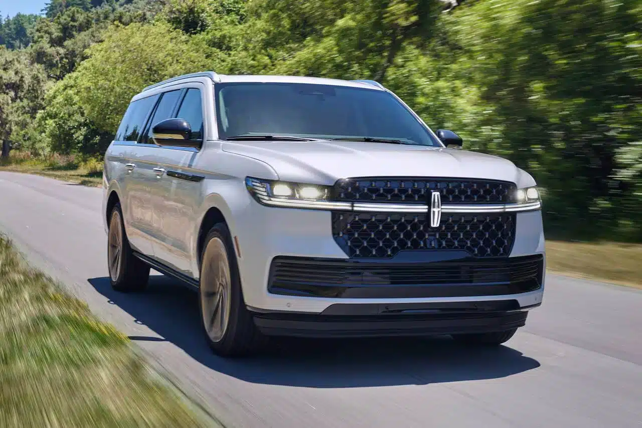 2026 Lincoln Navigator Performance
